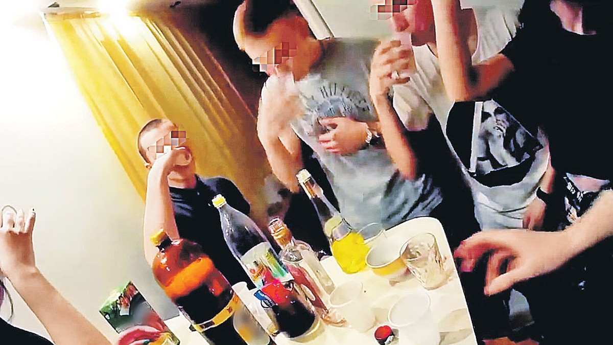 20-летние студенты устроили потрахушки в отеле на свидании 