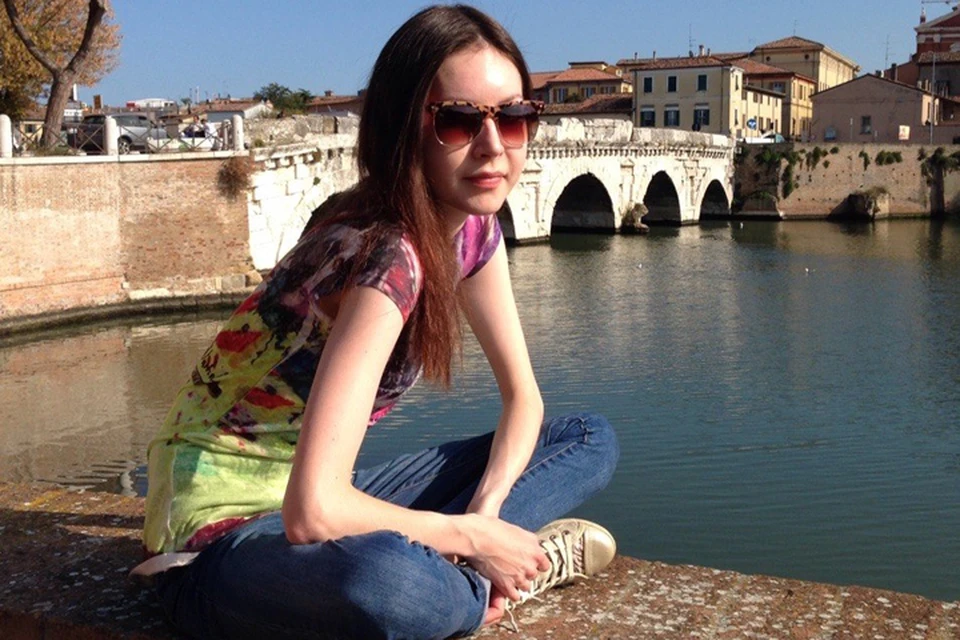 Личность жертвы была установлена по отпечаткам пальцев — ей оказалась 27-летняя россиянка, Екатерина Лактионова, прибывшая в Италию в 2015 году