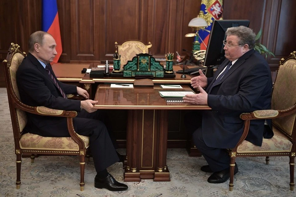 Владимир Путин высоко оценил вклад Владимира Волкова в развитие региона