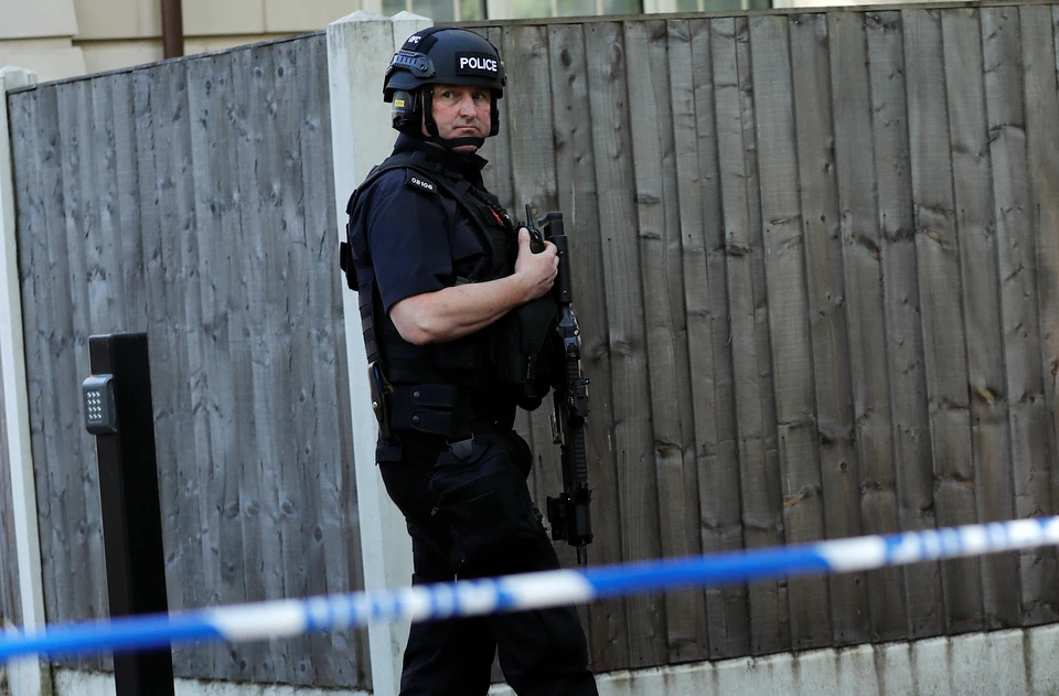 Британская полиция уже арестовала 8 человек, подозреваемых в причастности к теракту.