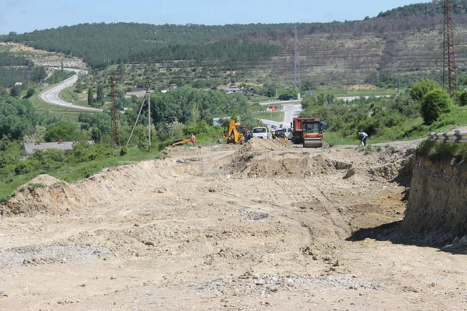 На восстановление дороги потратят до 100 млн рублей из резервного фонда Севастополя
