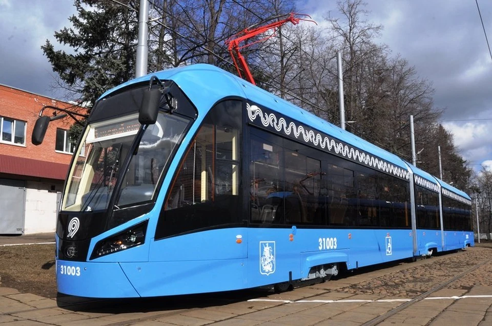 "Витязь-М" - единственный в мире 6-дверный трамвай. Фото: Мосгортранс