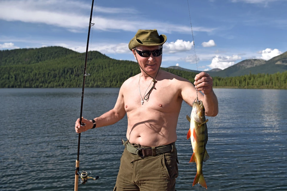 Владимир Путин на рыбалке в Тыве в августе 2017 года Алексей Никольский/пресс-служба президента РФ/ТАСС