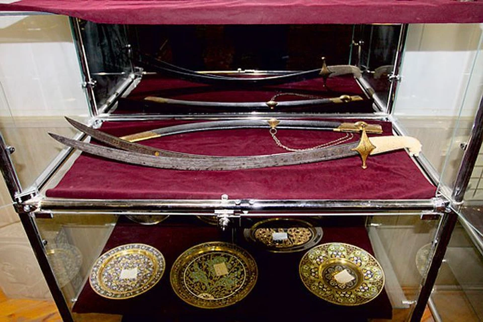 Среди похищенных предметов оказалась и знаменитая сабля иранского правителя Надир-шаха Фото: предоставлены музеем "Комбината художественных изделий"