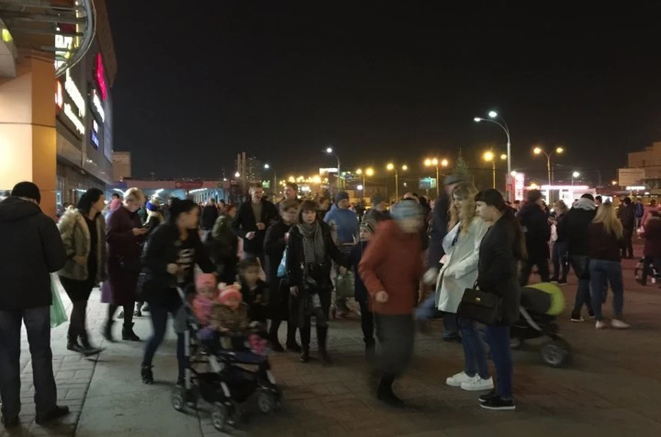 В Екатеринбурге эвакуировали ТЦ "Карнавал"
