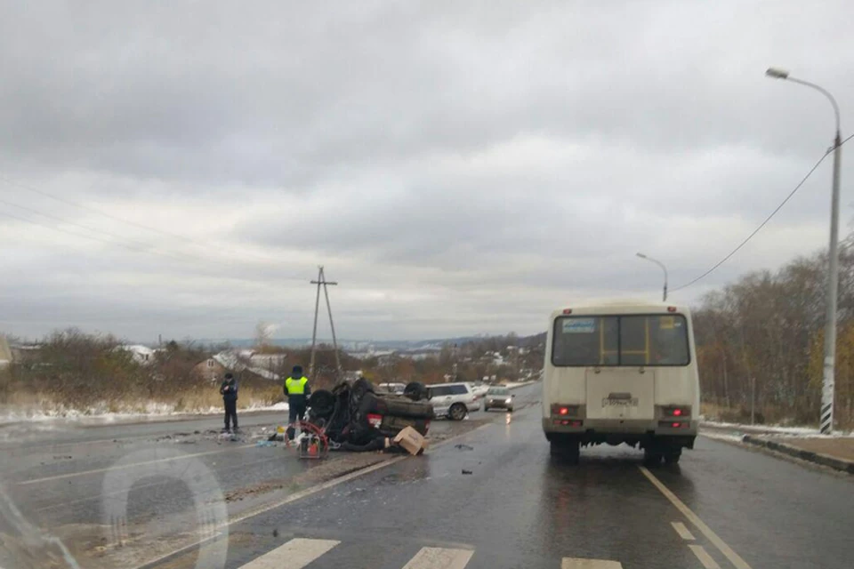 Три человека погибли в жутком массовом ДТП в поселке Окский. Фото: Антон САВИН