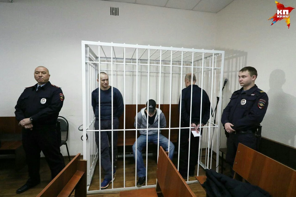 Трое саратовцев признаны виновными в покушении на изнасилование фельдшера "скорой помощи".