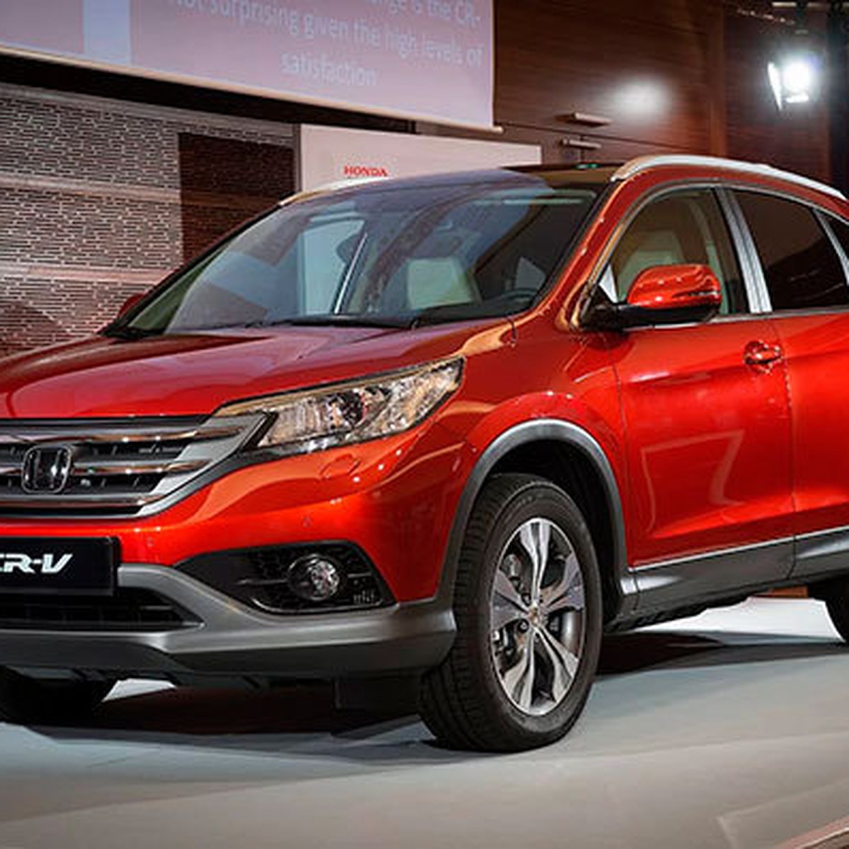 Сравнительный тест-драйв HONDA CR-V: явный лидер - KP.RU