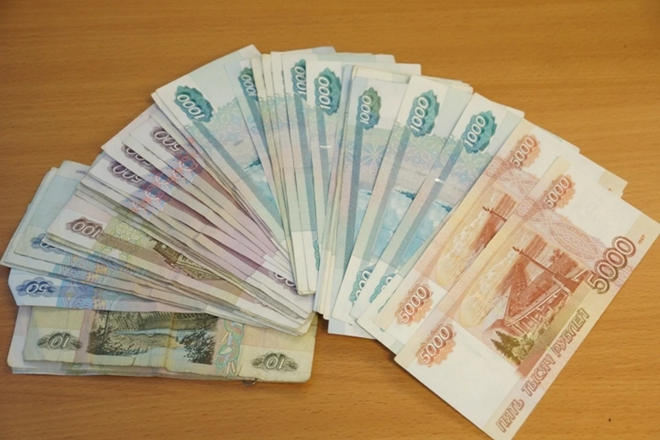Свердловские предприятия должны своим сотрудникам больше 17 миллионов рублей