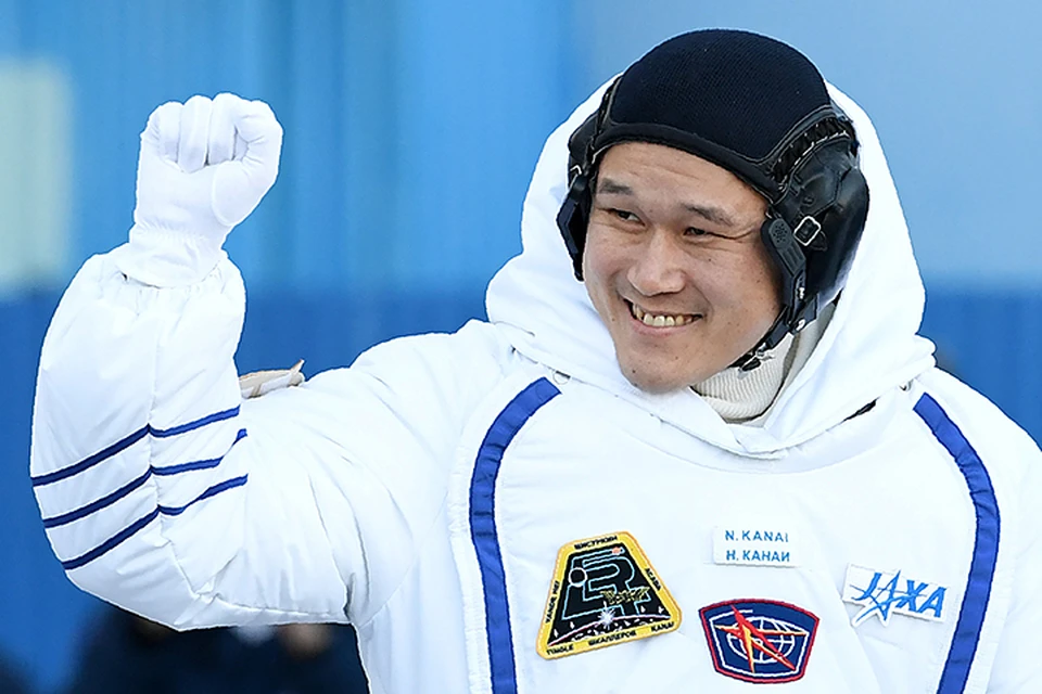 Норисигэ Канаи три недели назад прилетел на Международную космическую станцию