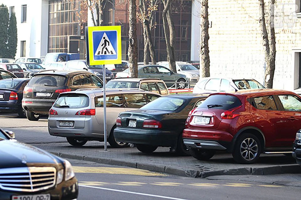К 2020 году в Минске появится 25 тысяч платных парковочных мест