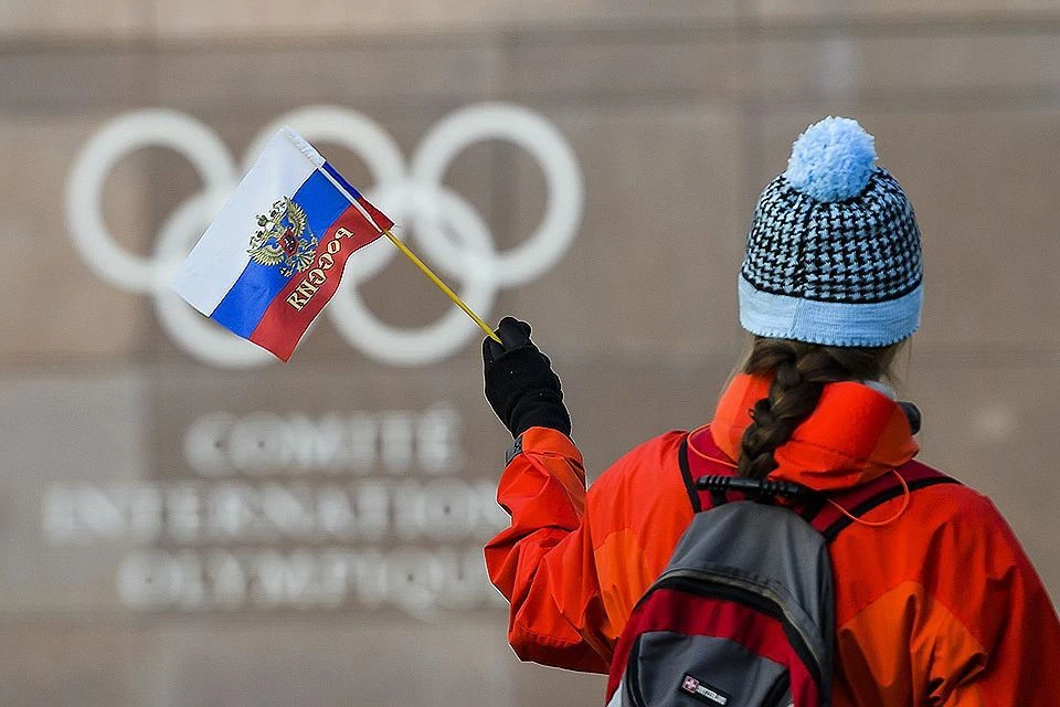 Урезав списки спортсменов из России, в МОК запретили участвовать в Олимпиаде и ряду тренеров.