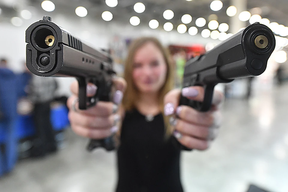 Если человек купил пистолет, он хочет защитить себя и близких