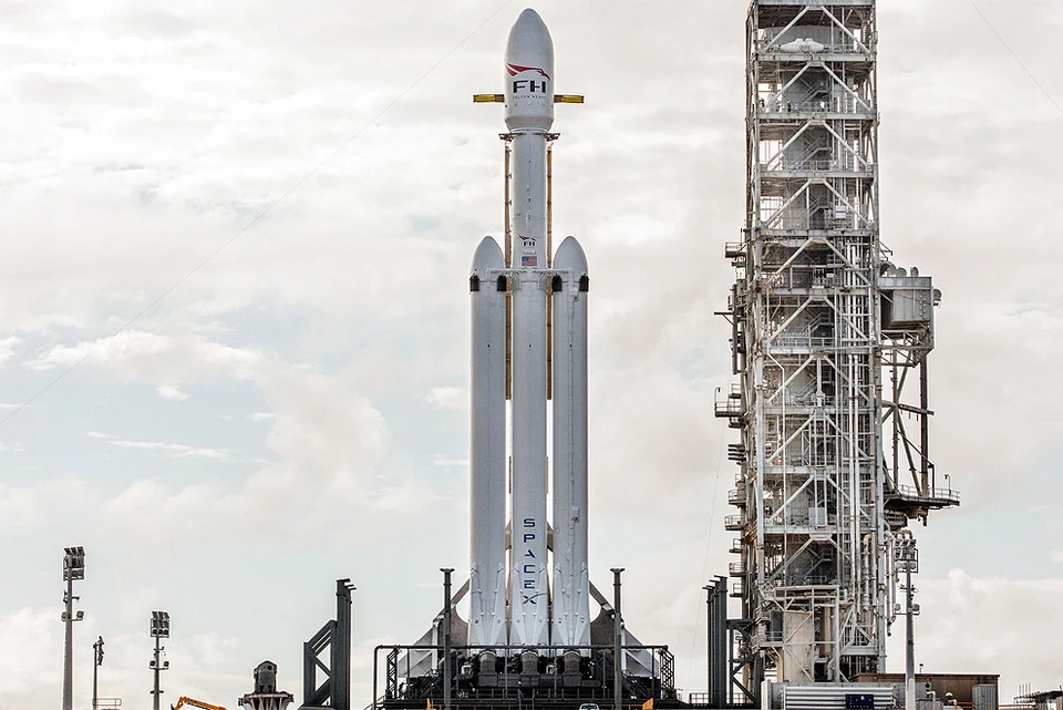 Компания Илона Маска готовится запустить в космос самую грузоподъемную ракету в своей истории. ФОТО SpaceX