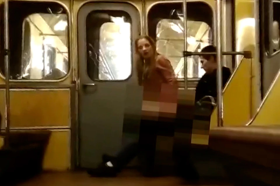 Видео секса в нижегородском метро попало на Yotube.