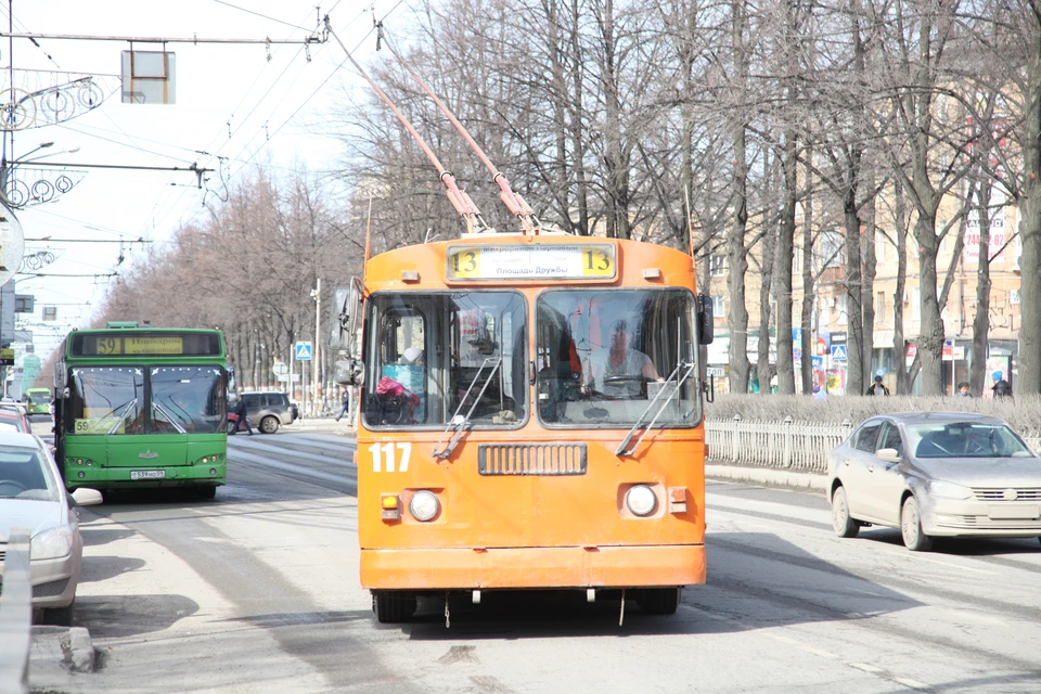 Было время, когда пермяки оборачивались на троллейбусы на Компросе - они были в диковинку.