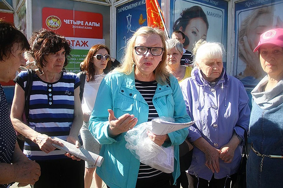 Очередной митинг автозаводцев по поводу неправильных платежек прошел 13 мая