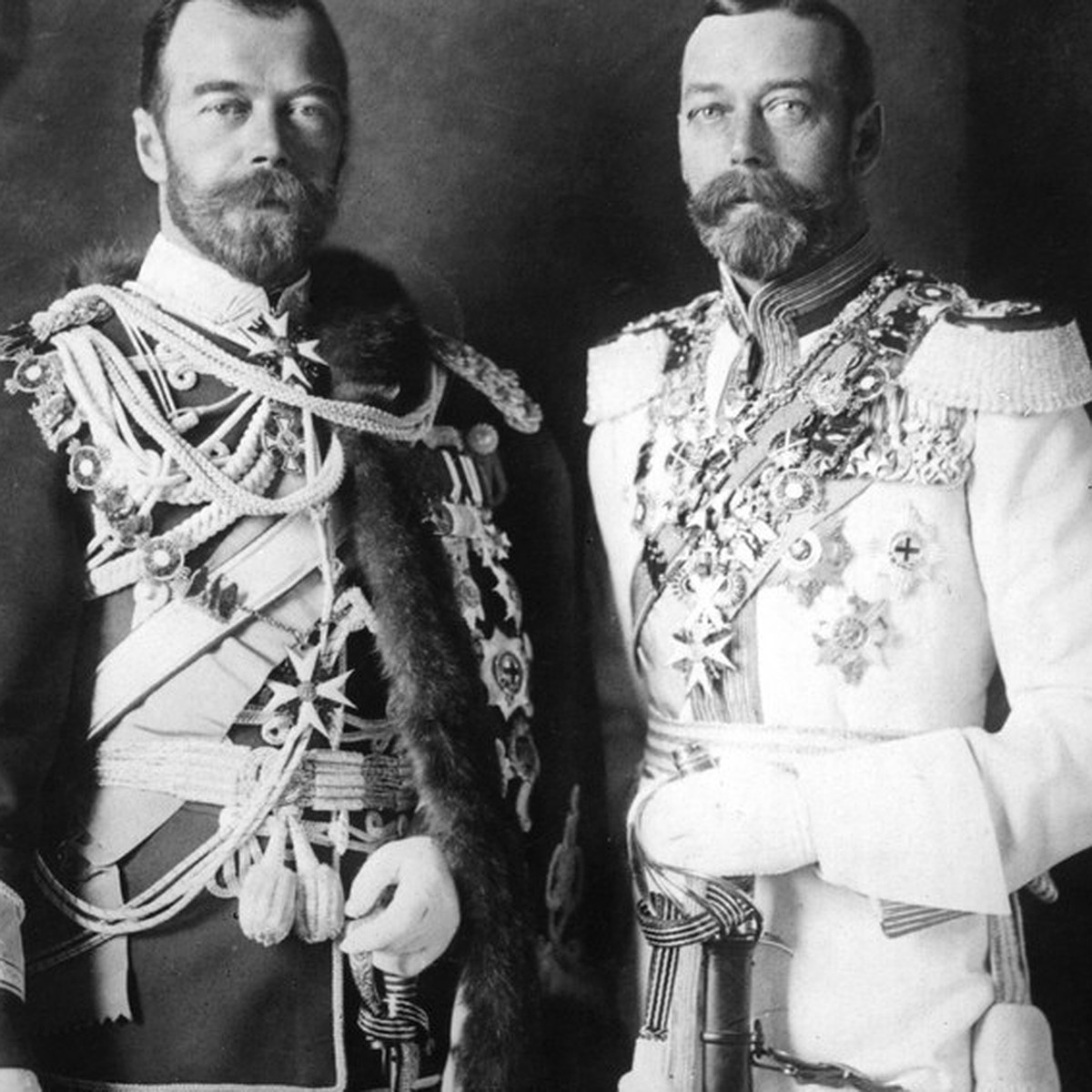 Рассекреченные архивы МИ-6: Николая II и его семью могли спасти британцы и немцы
