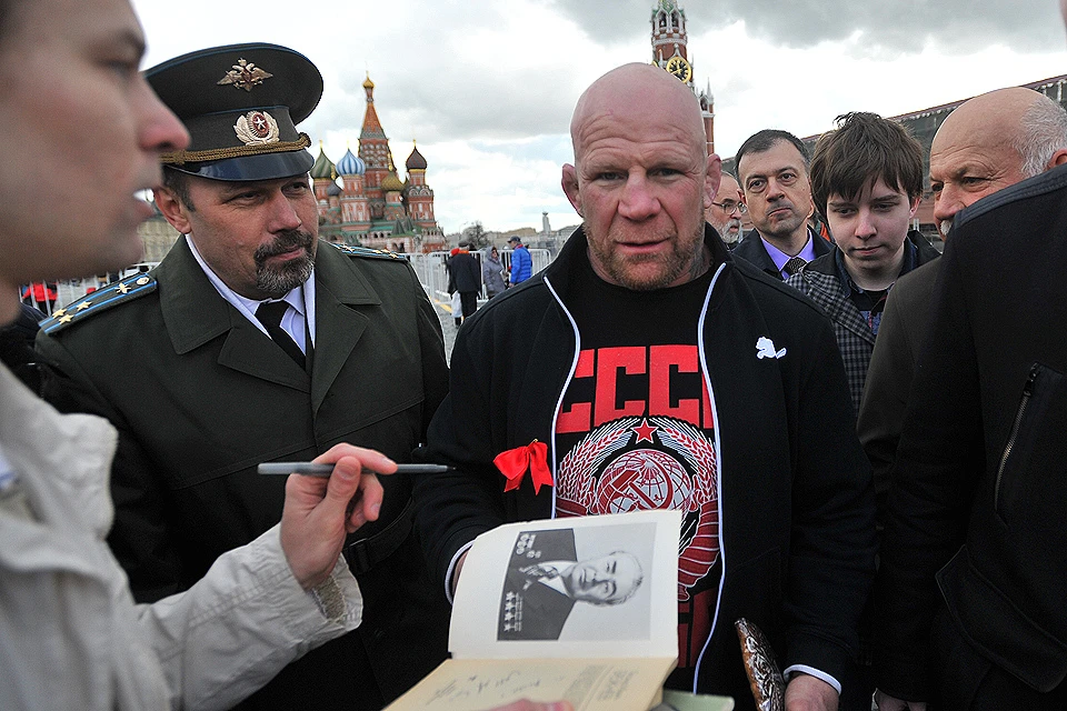 Апрель 2016 года, Джефф Монсон на Красной площади в день рождения Владимира Ульянова (Ленина).
