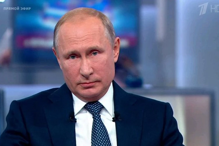 Владимиру Путину на прямой линии рассказали о проблемах со здоровьем жительницы Брянска Марины Поцелуйко