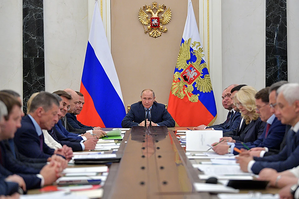 Владимир Путин провел заседание с членами правительства в Кремле. Фото: Алексей Дружинин/ТАСС