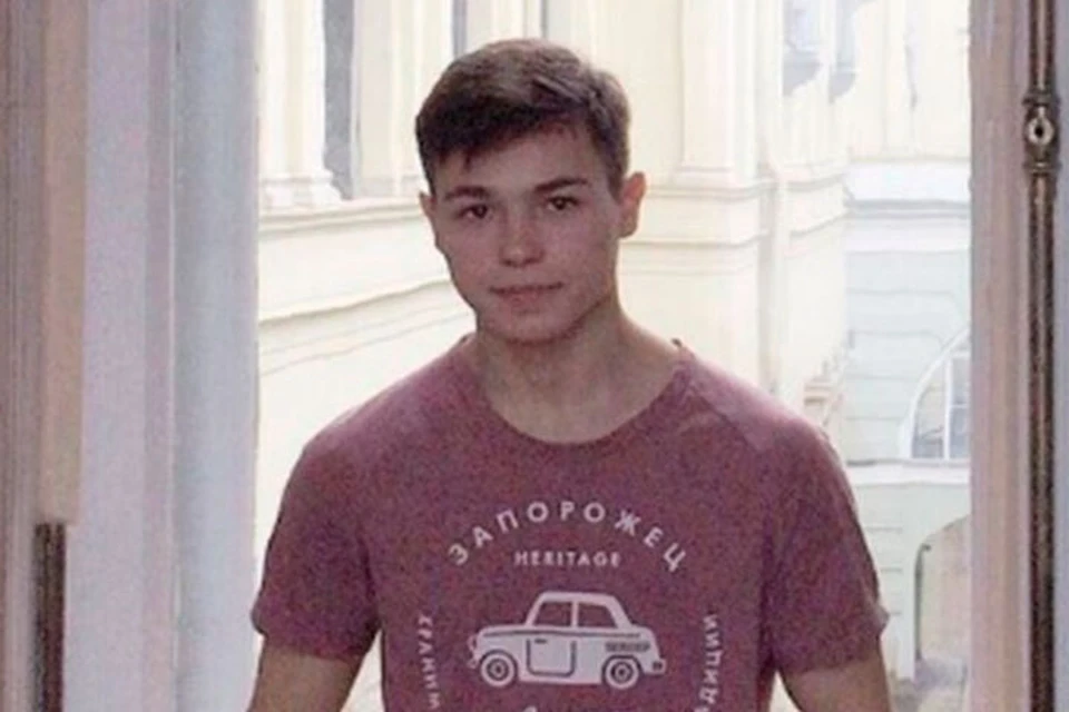 Дима Кузьмин приехал в Петербург из Стерлитамака и несколько лет проработал промышленным альпинистом.