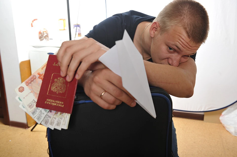 Все новые документы — с электронными чипами, повышением государство пытается компенсировать собственные затраты