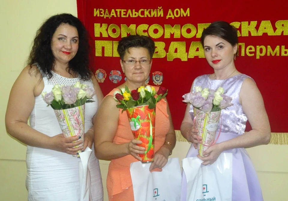 Победительницы конкурса (слева направо): Ирина Язева, Светлана Шеренкова, Надежда Семиколенных.