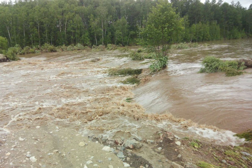 Из-за сильных паводков в Забайкальском крае введен режим ЧС. Фото: соцсети.