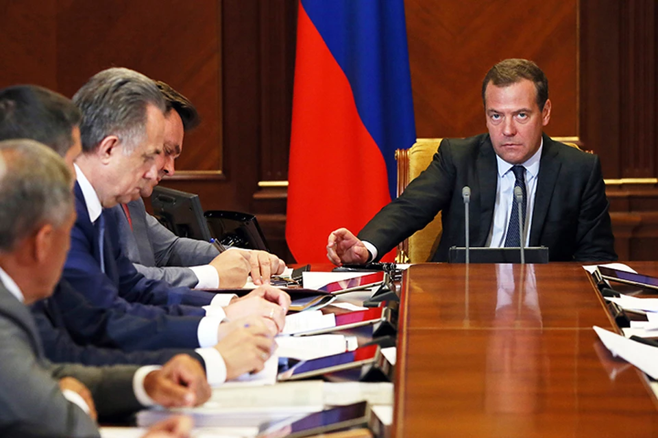 Премьер-министр Дмитрий Медведев провел совещание с вице-премьерами. Фото: Екатерина Штукина/ТАСС