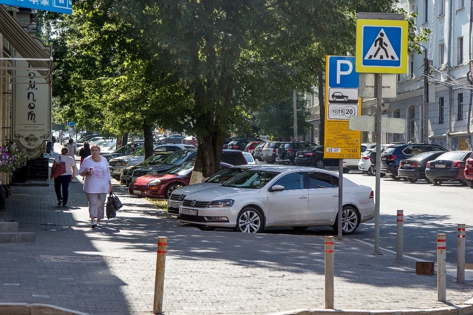 Платные парковки в Перми в час пик заполнены на 92 процента.