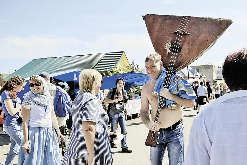 Кстати, День балалайки в России тоже есть - его отмечают 23 июня.