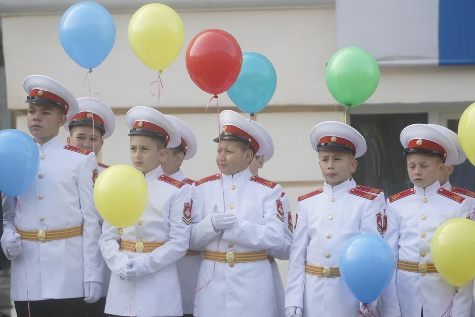Екатеринбургское суворовское училище уже 75 лет воспитывает настоящих мужчин, героев.