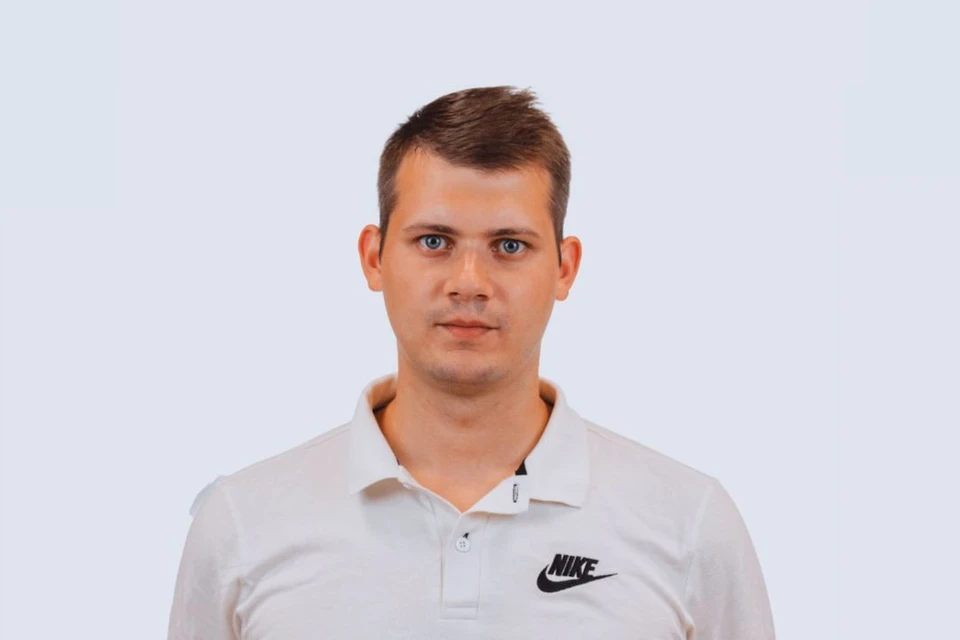 Помочь пассажирке вызвался врач футбольного клуба «Сочи» Андрей Андрианов.