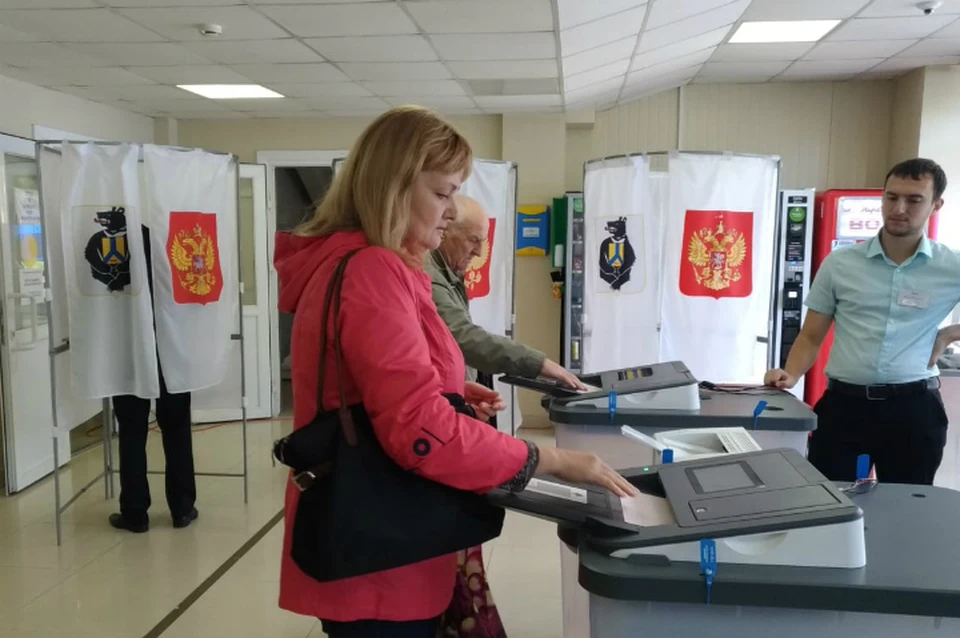 Рекордная явка на выборах. Избирательный участок Хабаровск в школе 49.