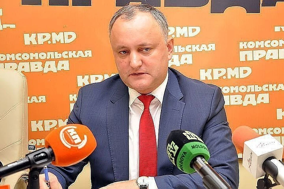 Игорь Додон был избран всенародным голосованием президентом страны в ноябре 2016-го