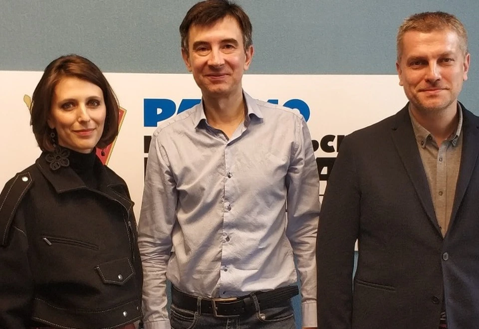 Наташа Меркулова, Сергей Ануфриев и Алексей Чупов в студии радио «Комсомольская Правда в Петербурге»