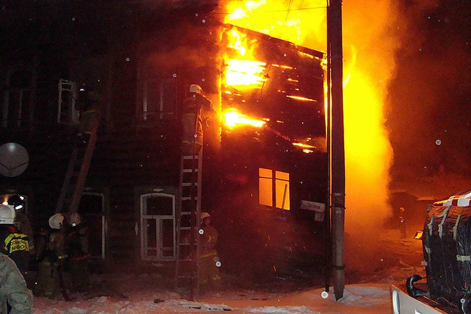 Ученые томского госуниверситета оценили пожароопасность фанеры и ориентированно-стружечных плит.