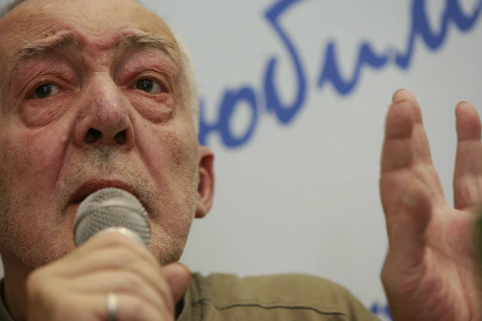 Писатель Андрей Битов умер сегодня в Бауманской больнице