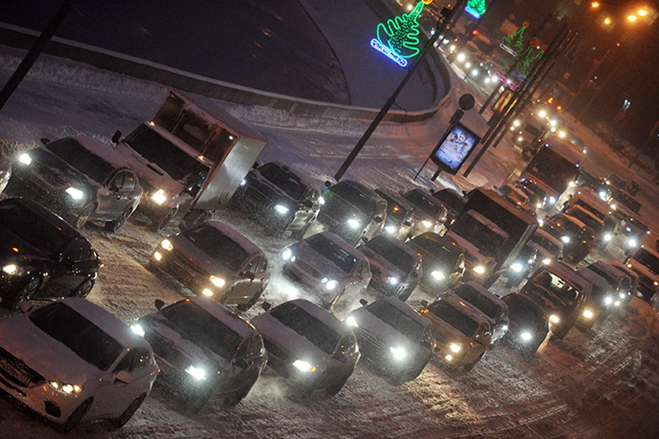 В столичном департаменте транспорта призывают москвичей пользоваться общественным транспортом