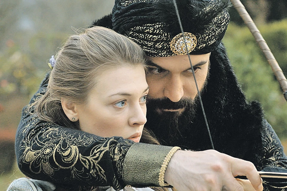 Александра в буквальном смысле нашла общий язык с актером Али Эрсаном Дуру, который сыграл султана. Фото: Первый канал