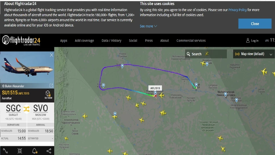 Самолет вылетел из Сургута в Москву, но совершил посадку в Ханты-Мансийске. Скриншот с сервиса flightradar24.com