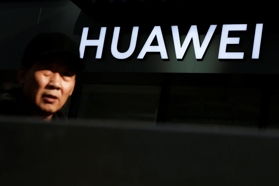 США официально обвиняют Huawei Technologies в мошенничестве и промышленном шпионаже