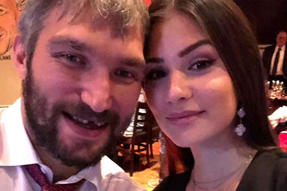 Александр Овечкин с супругой Анастасией.