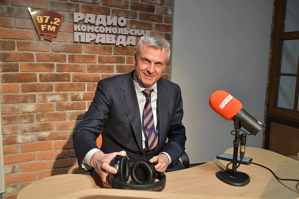 Губернатор Магаданской области Сергей Носов распорядился поднять зарплату бюджетникам