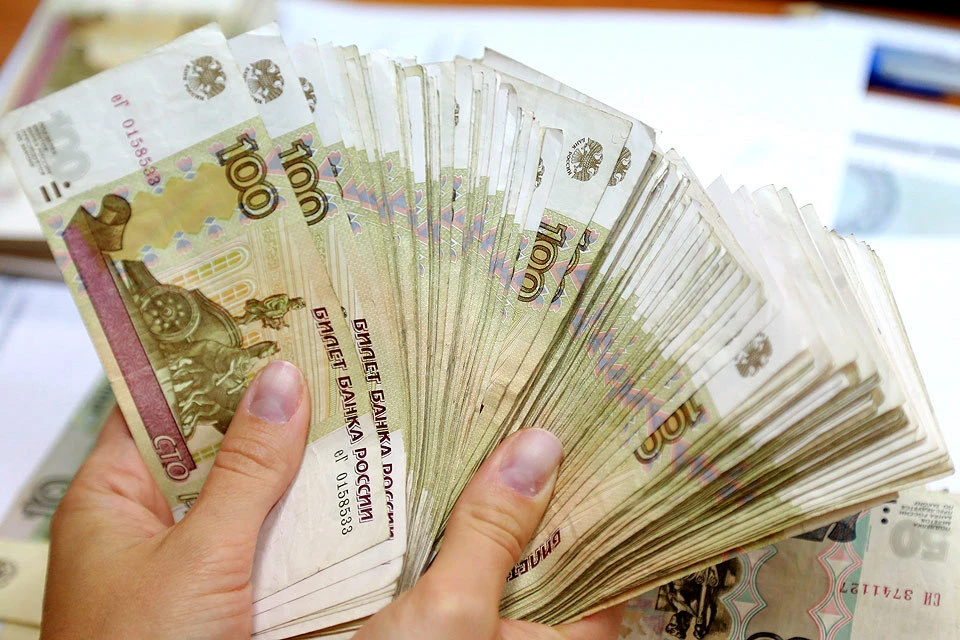 Теневой рынок обналичивания никуда не исчезает, несмотря на оптимистичные отчеты Центробанка.