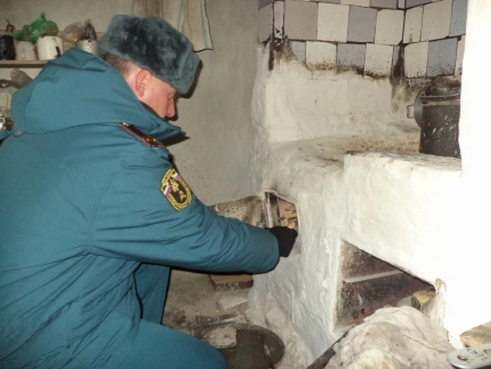 Многие куряне до сих пор еще топят дома печками