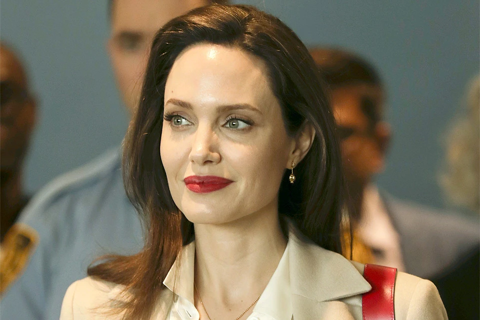 Актриса Анджелина Джоли.
