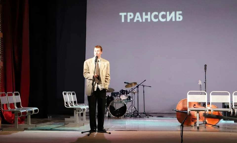 В Волгограде в рамкам «РУСАЛ ФестивАL#Театр» показали спектакль "Транссиб" и отобрали самых талантливых ребят, которые продолжат обучение актерскому мастерству в Москве.