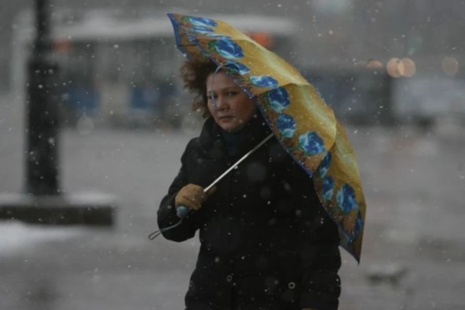 МЧС предупреждает: 16 апреля в Иркутской области ожидается ветер, снег и гололед.